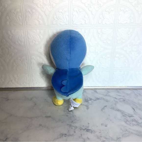 < 2015 Tomy Piplup Pokémon 8” Plush > - Picture 2 of 4